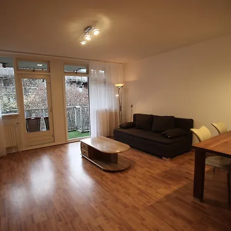 Stroveer Apartment Rotterdam