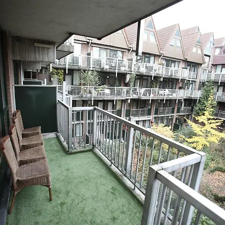 Stroveer Apartment